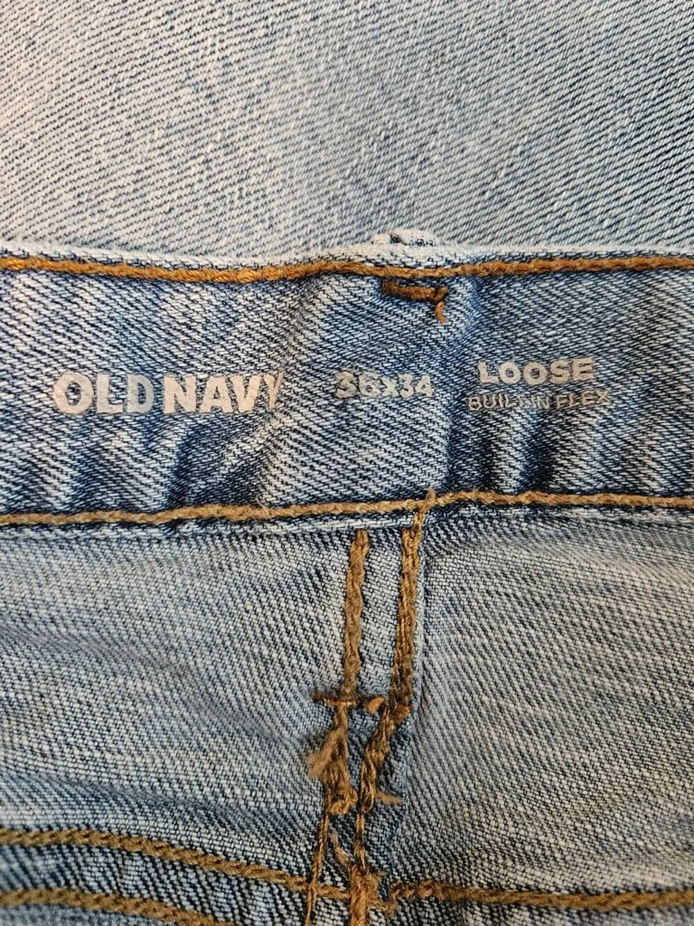 Old Navy Men's Light Wash Blue Loose Fit Jeans Size 36W/34L